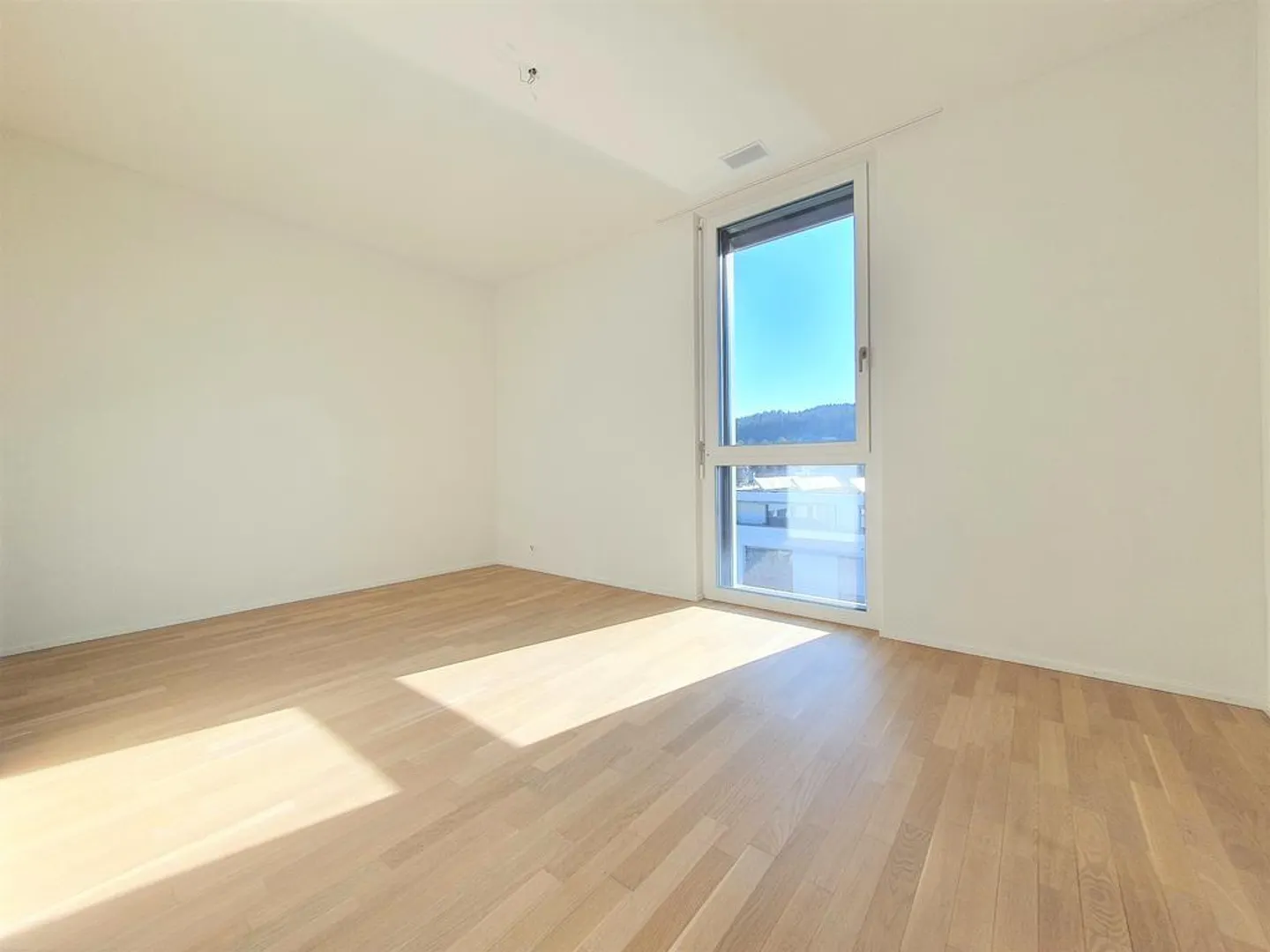 MODERNO, LUMINOSO E CONFORTEVOLE - IL TUO NUOVO APPARTAMENTO! - Foto 5 di 6