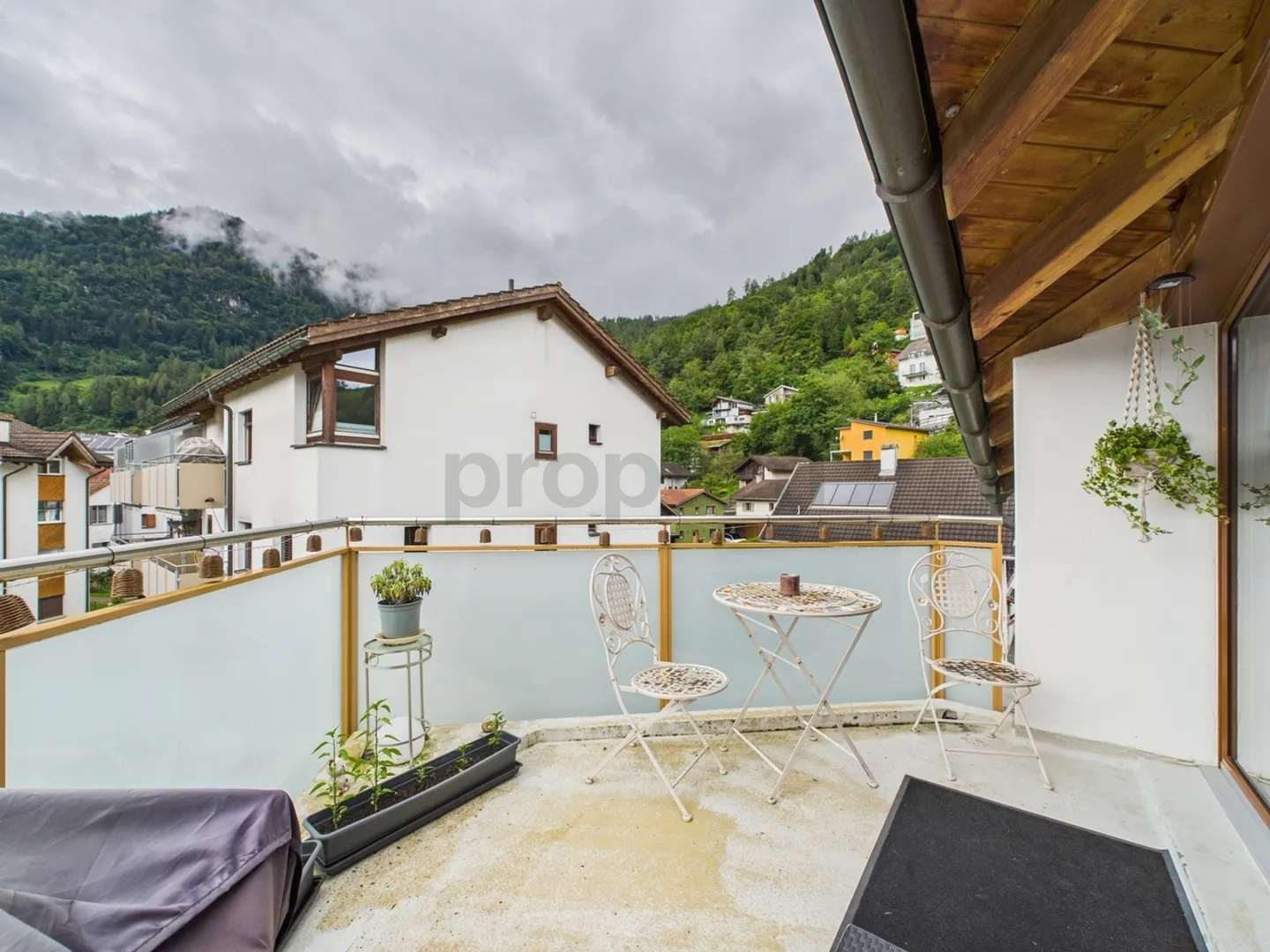 Penthouse exclusif de 4,5 pièces avec une lumière fantastique et des équipements modernes à Untervaz, GR - Photo 10 sur 12