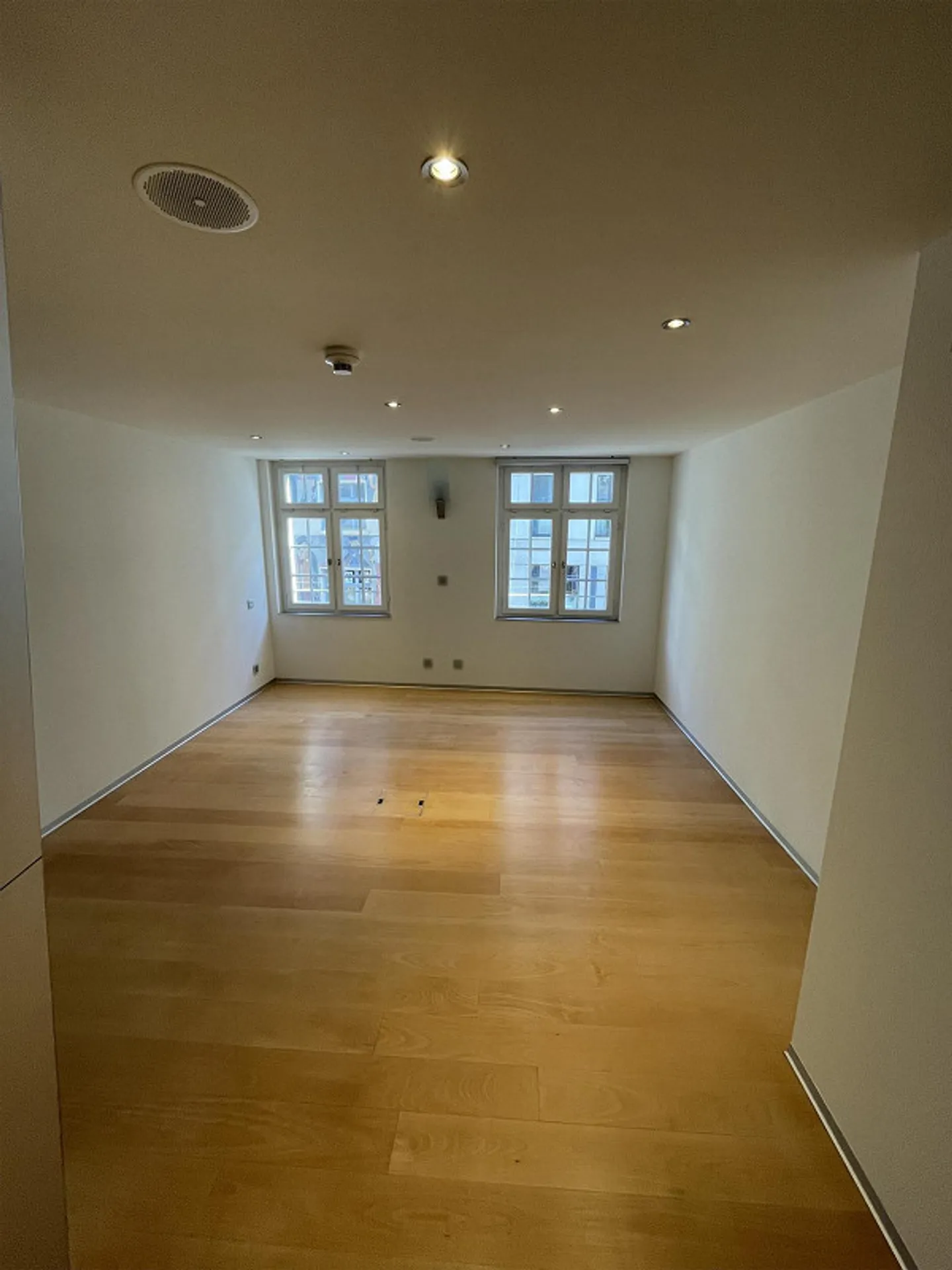 Office spaces on the 2nd floor Falknerstr. - Gerbergasse - Photo 2 of 11