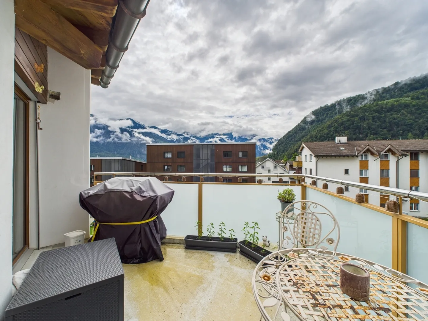 Penthouse exclusif de 4,5 pièces avec une lumière fantastique et des équipements modernes à Untervaz, GR - Photo 11 sur 12