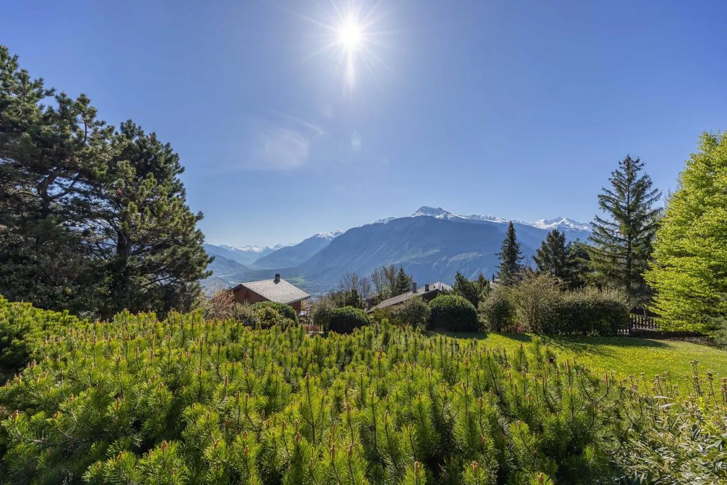 Proprietà eccezionale e soleggiata, vicino a Crans-Montana - Foto 12 di 12