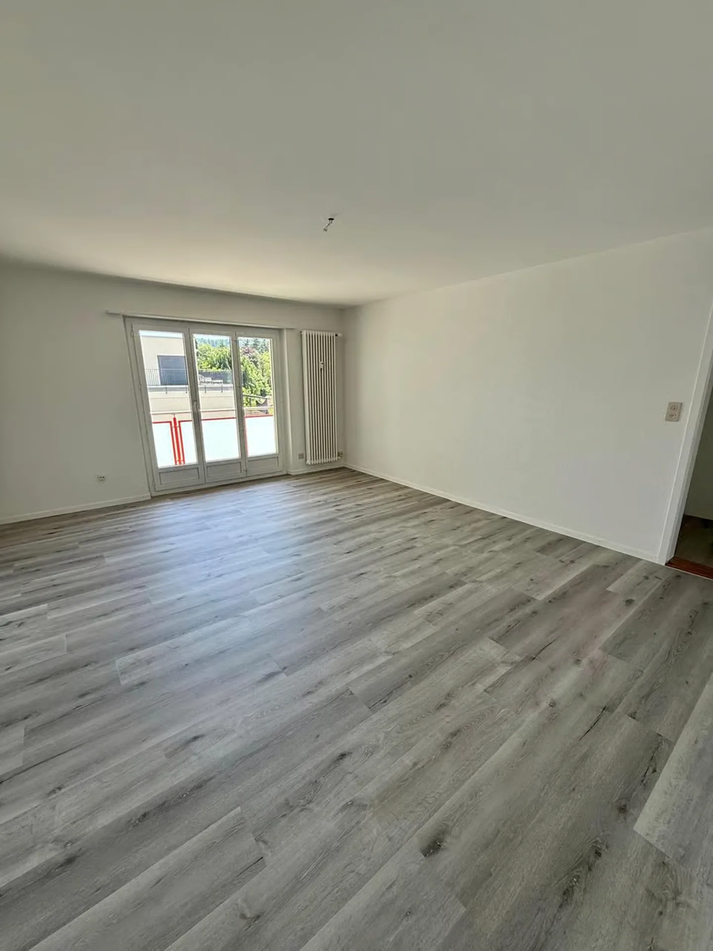 Modern 3-room apartment in Brügg - Photo 1 of 7