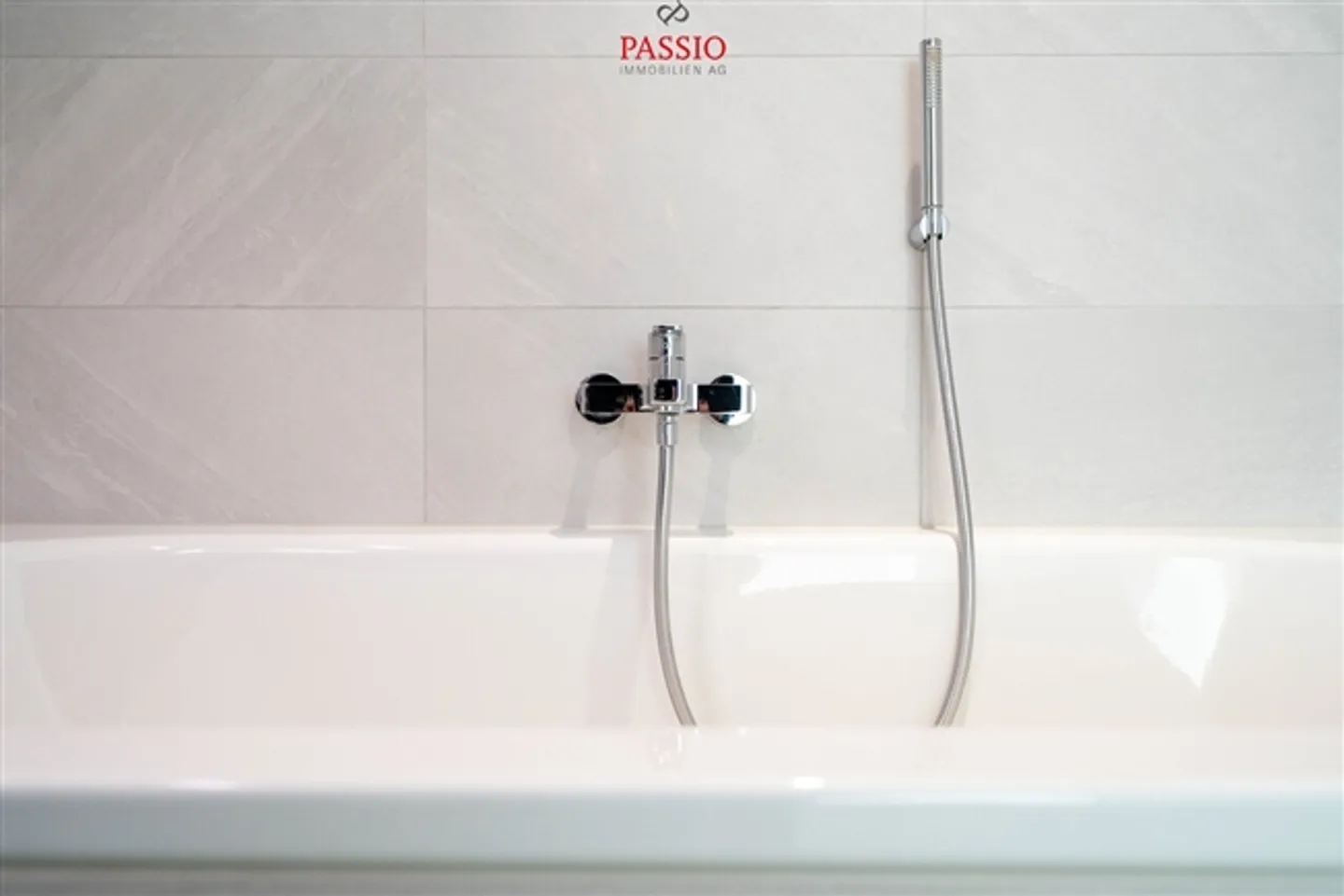 Appartamento 4½ locali quasi nuovo con comfort extra in uno sviluppo moderno - Foto 16 di 20