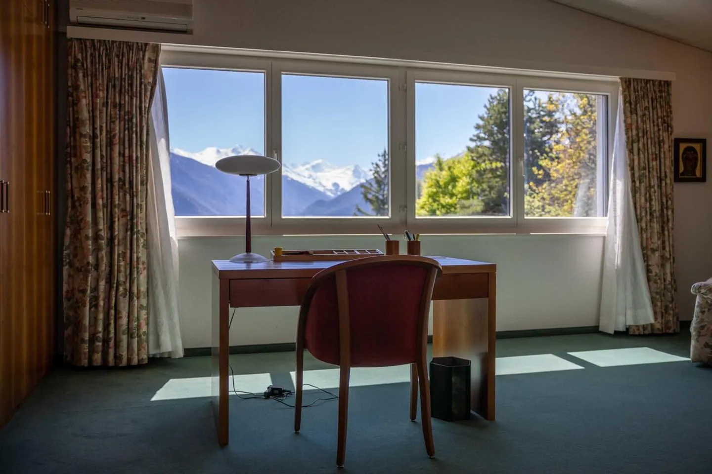 Proprietà eccezionale e soleggiata, vicino a Crans-Montana - Foto 6 di 12