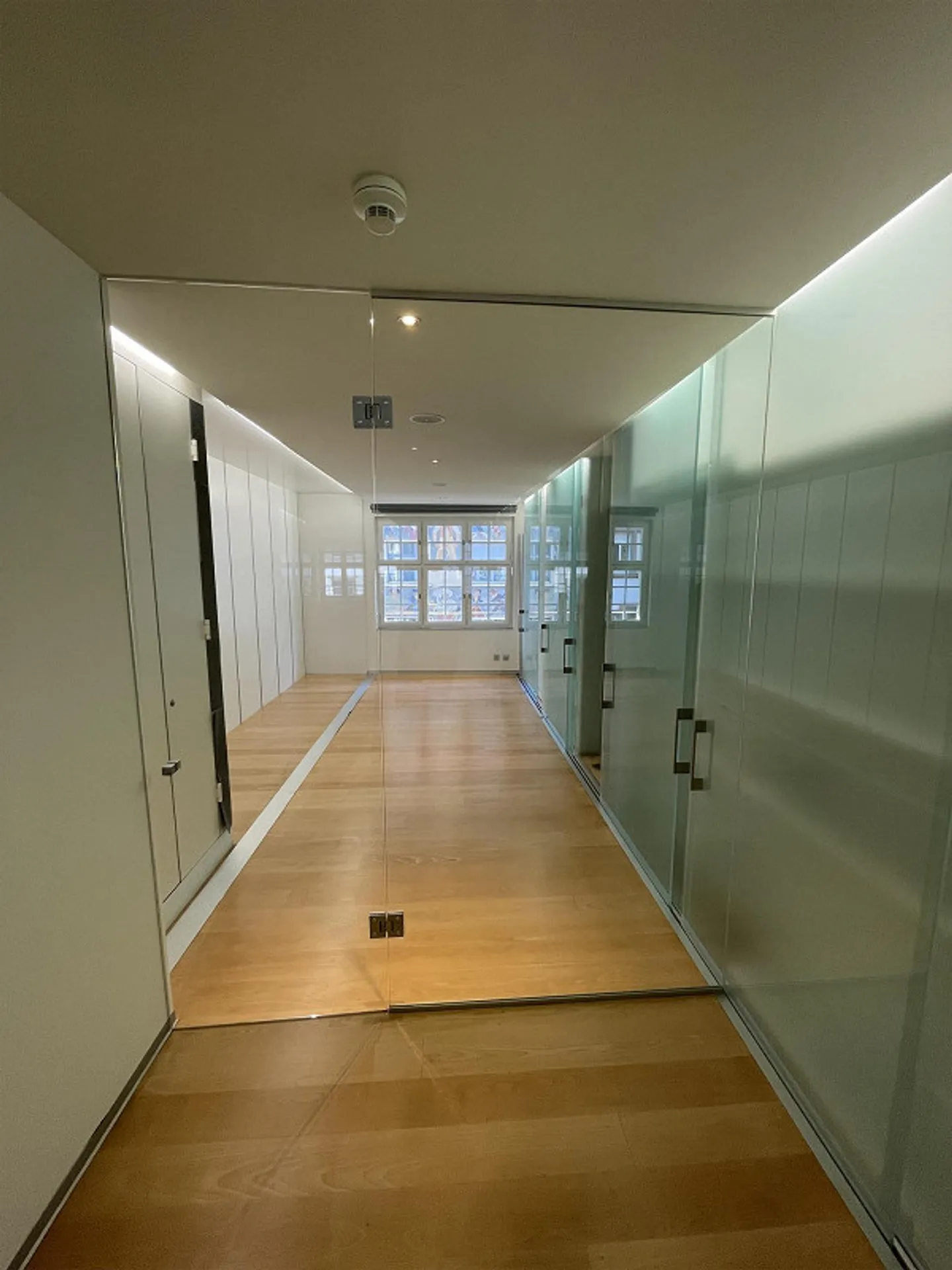 Office spaces on the 2nd floor Falknerstr. - Gerbergasse - Photo 7 of 11