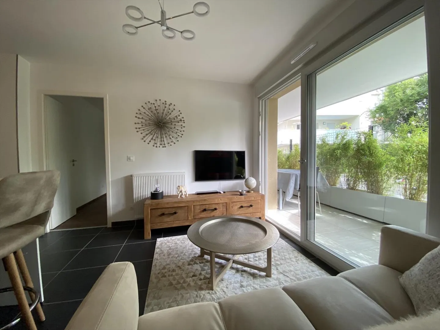 IN FRANKREICH GELEGEN IN VEIGY-FONCENEX 1 MIN VON ANIÈRES ZOLL KEIN SCHWEIZER - Foto 1 von 6