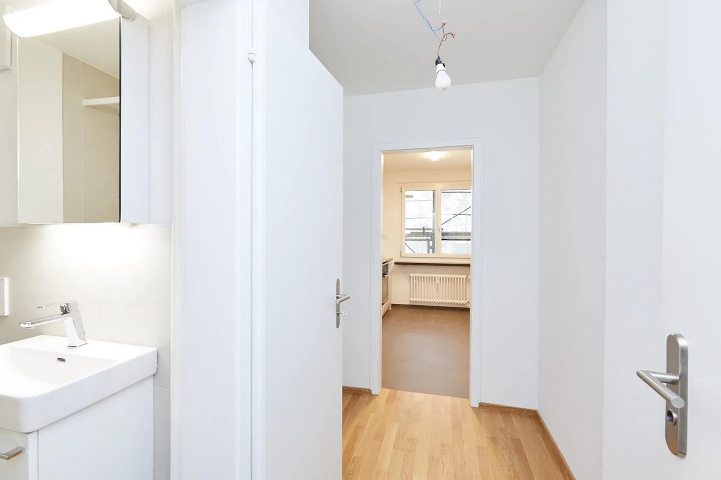 Petit appartement dans un quartier résidentiel calme - Photo 7 sur 7