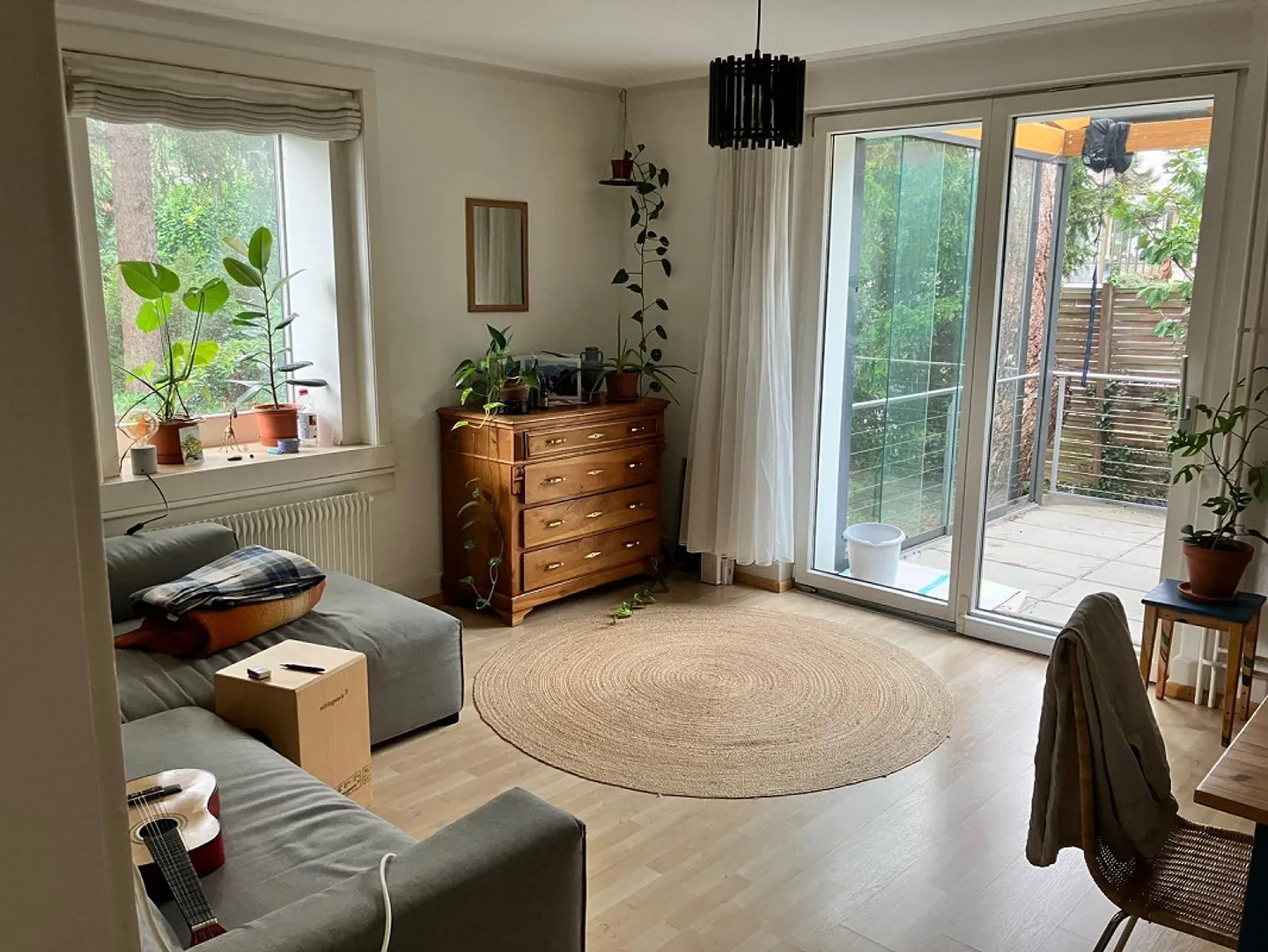 Zunzgen : appartement 3 pièces ensoleillé à louer au rez-de-chaussée, fraîchement rénové - Photo 3 sur 16