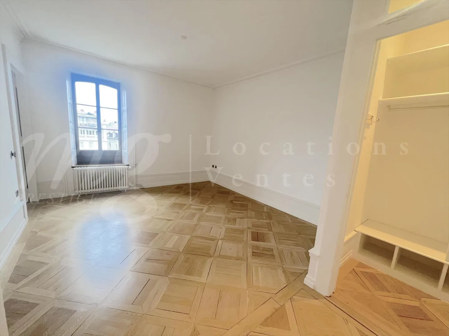 SUPERBO APPARTAMENTO HAUSSMANN DI 11 STANZE - 415 M2 - NELLA VECCHIA CITTÀ CON ST - Foto 11 di 13