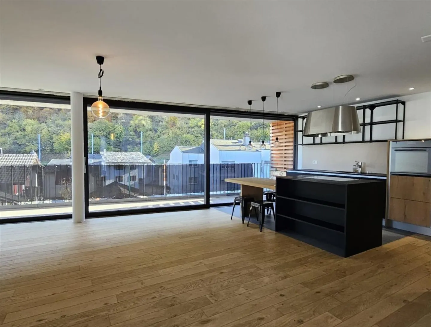 3.5 Room Apartment Martigny-Bourg - Photo 3 of 11