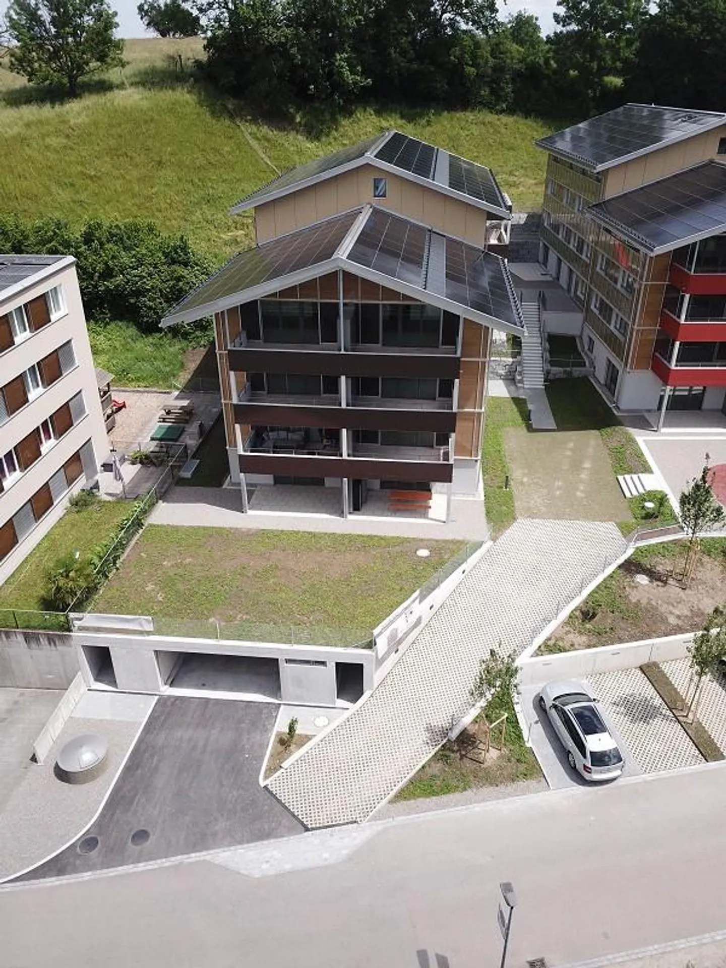 Appartement spacieux de 3,5 pièces "ännet em Dorfbach" - Photo 1 sur 10