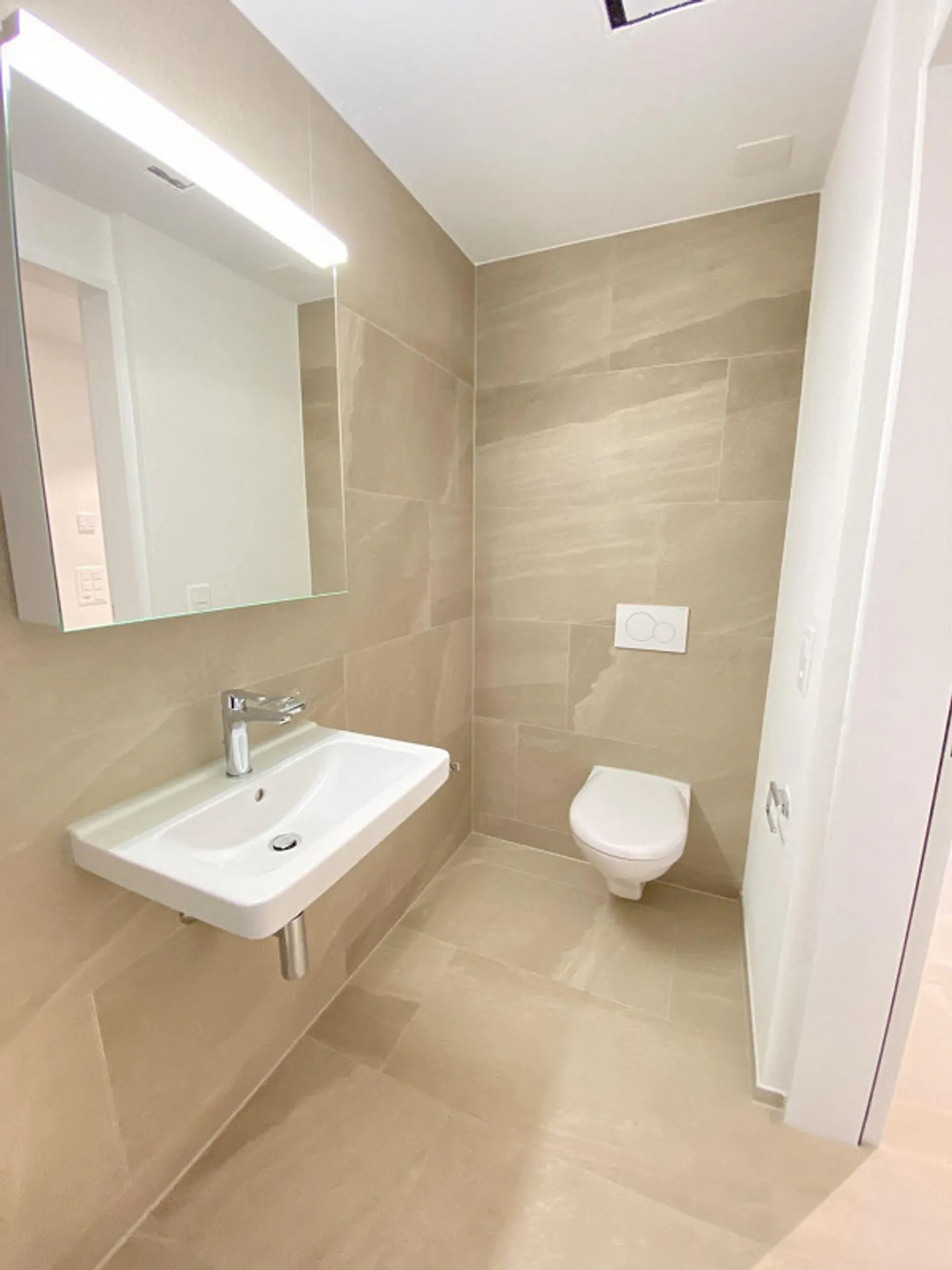 Appartement spacieux de 3,5 pièces "ännet em Dorfbach" - Photo 8 sur 10