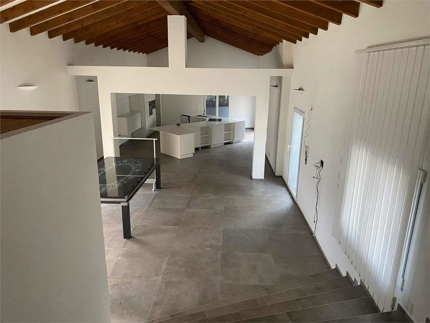 Beautiful Estate with Garden and Space for Horses in Novazzano - Photo 10 of 13
