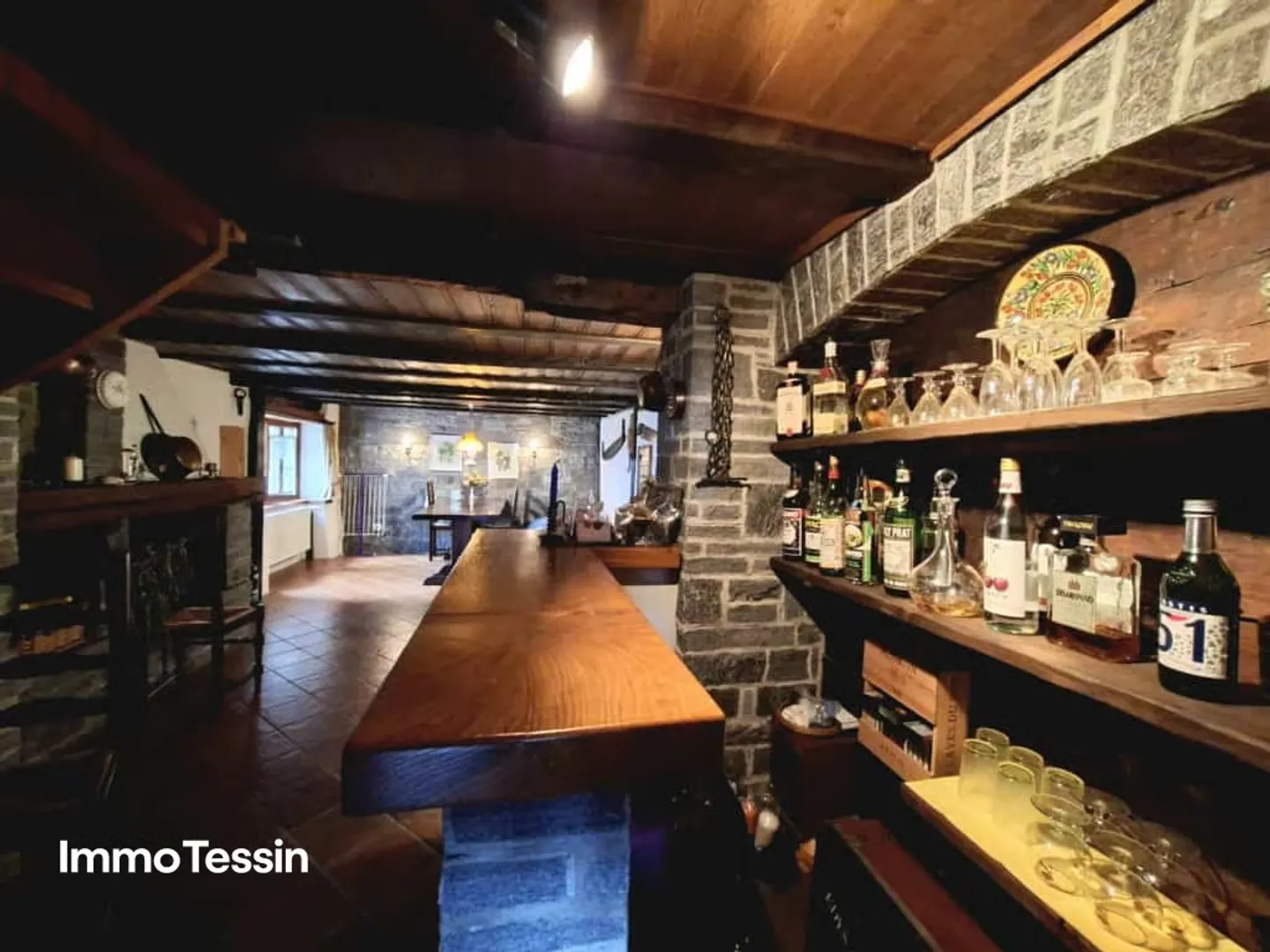 Rifugio ticinese accogliente e amorevolmente ristrutturato, casa bifamiliare con grottino, laboratorio e camino - Foto 9 di 13