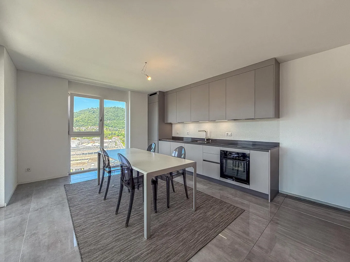 Moderno attico 3.5 locali a Mendrisio - Foto 3 di 9