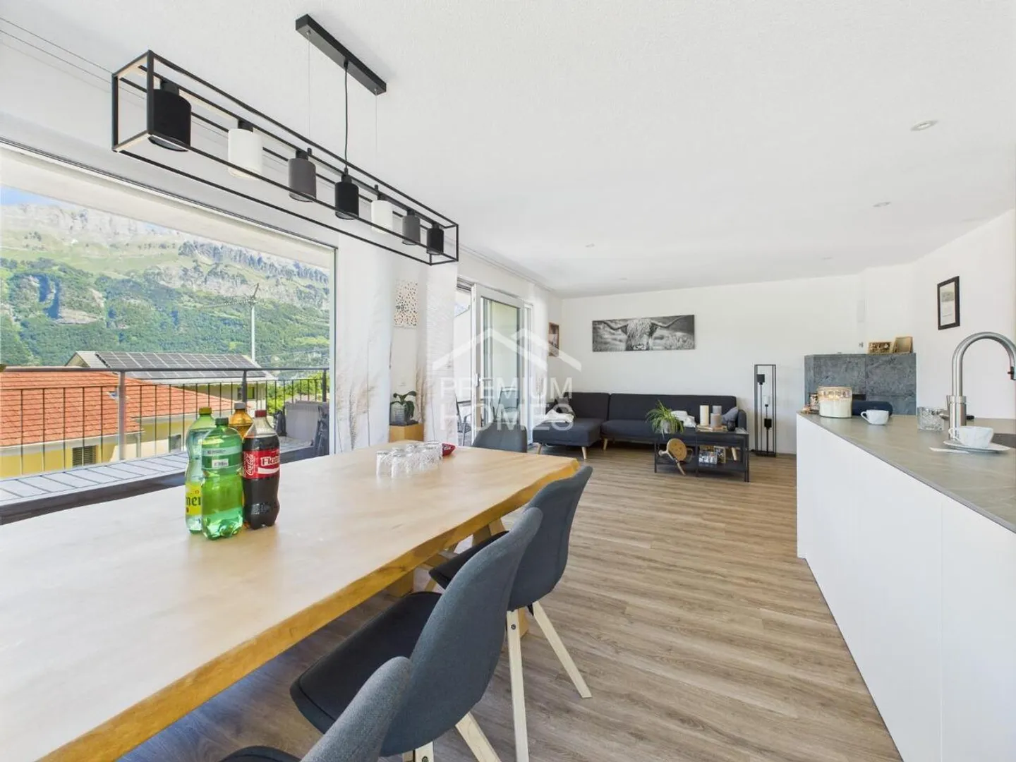 Casa da sogno quasi nuova con aria di mare e vista sulle cime - Foto 3 di 12