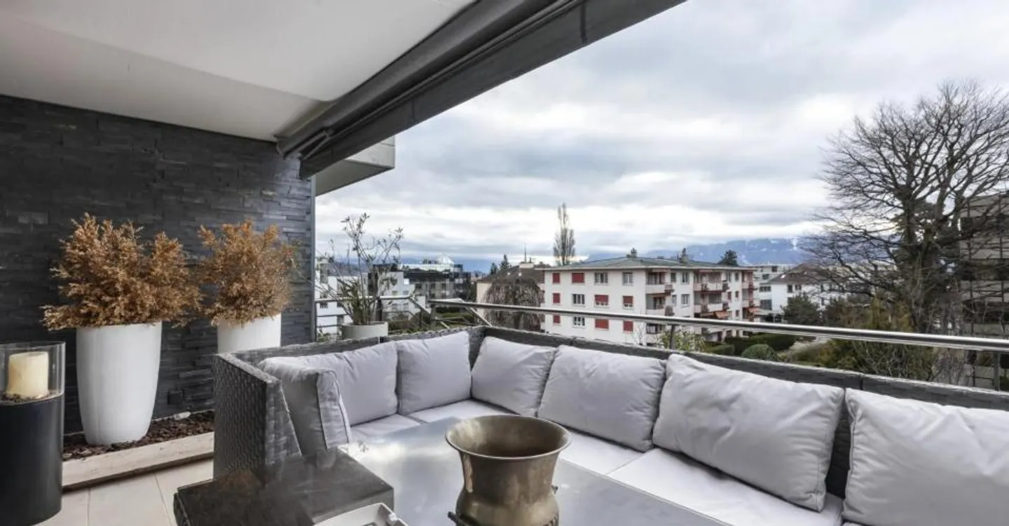 Appartamento duplex con terrazza e giardino a Pully Sud - Foto 1 di 8