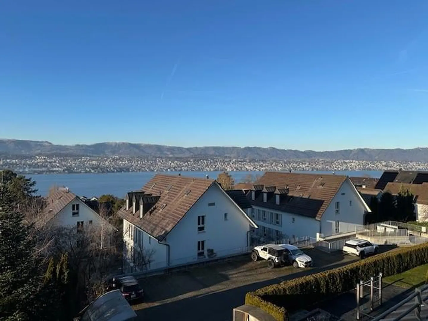 Magnifique appartement de 4.0 pièces à Erlenbach - Photo 1 sur 13