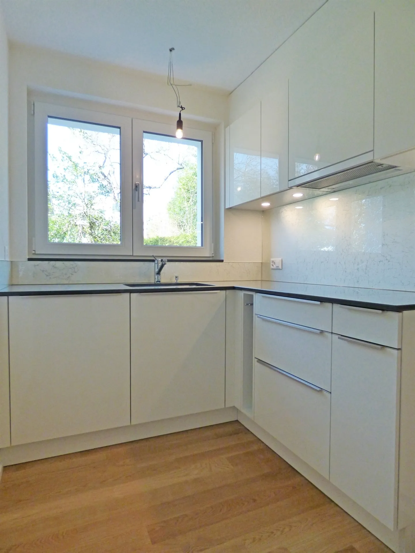 Charmante Wohnung in Zollikon - Foto 9 von 12