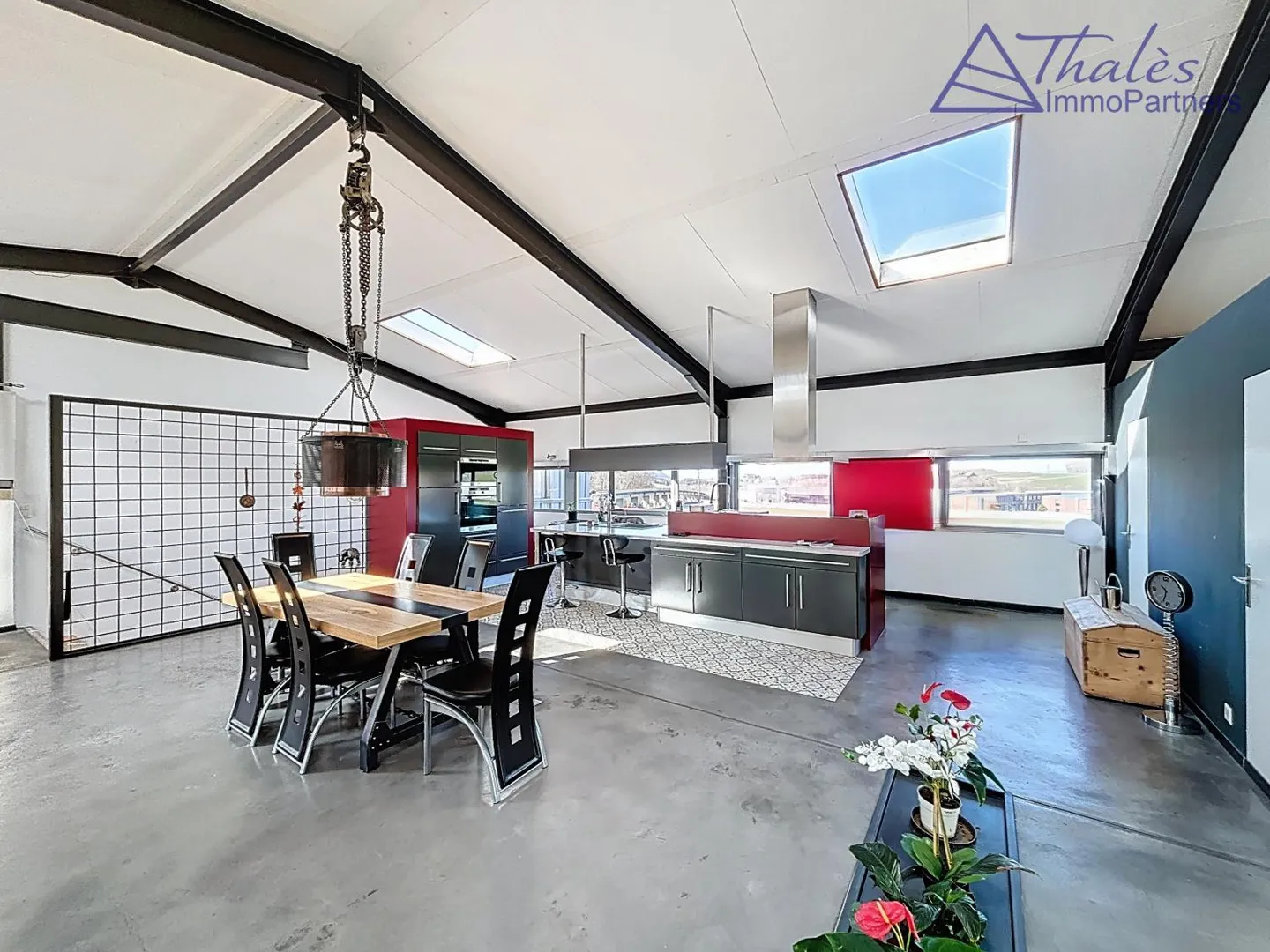 Appartement Loft Stylé à Semsales - Photo 1 sur 12