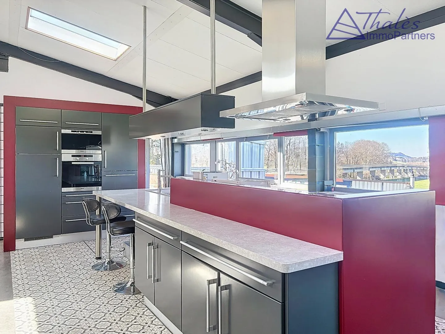 Appartement Loft Stylé à Semsales - Photo 3 sur 12