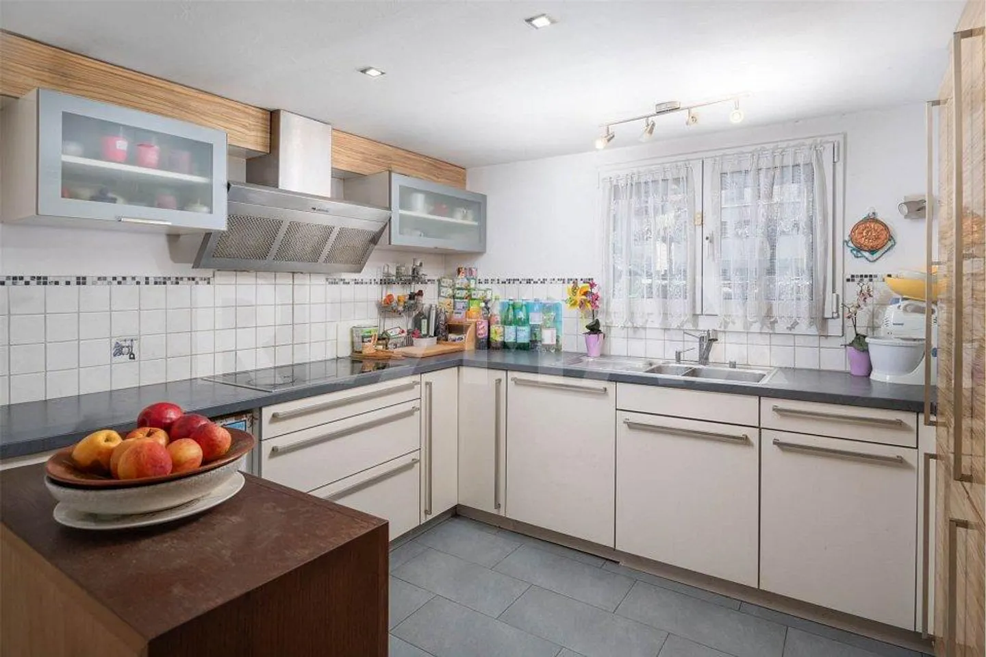 5.5-Room Single-Family House with Charm and Potential in Reichenburg ... - Photo 4 of 13