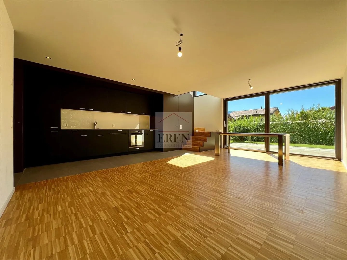 Residential Building - Photo 3 of 13