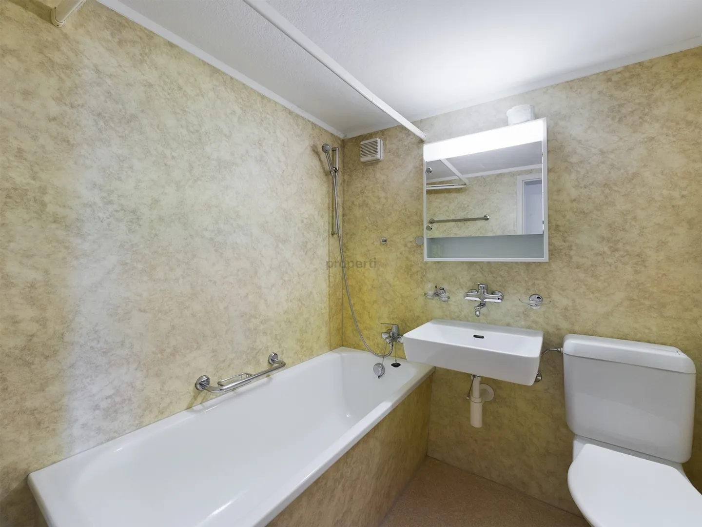 Appartement 3.5 pièces à Gossau dans un emplacement calme avec un grand balcon - Photo 6 sur 8