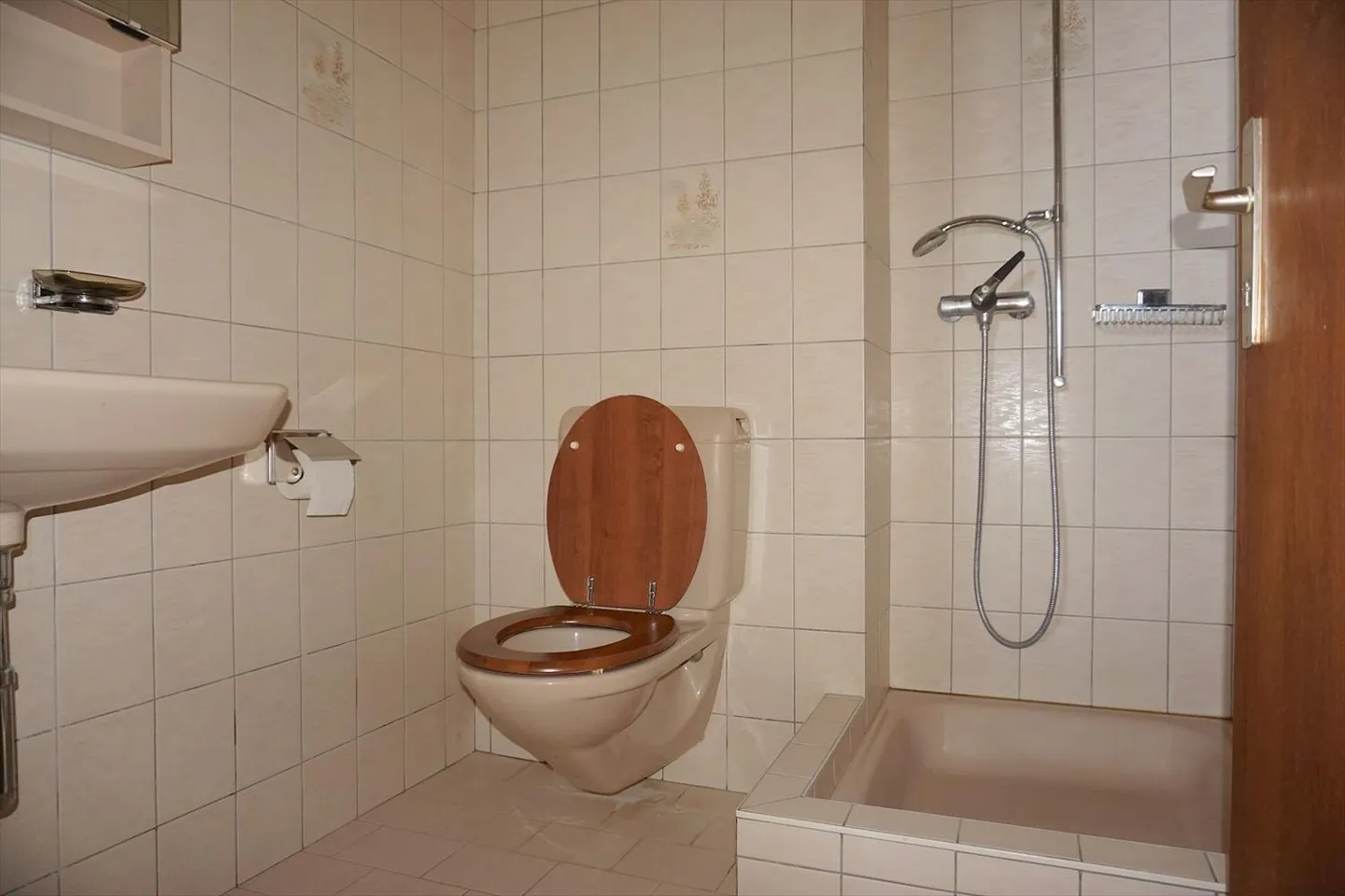 DA PRENDERE!! ARI-237 Attico di 6,5 stanze per 172 m2 di superficie abitabile e 66 m2 di terrazza - Foto 10 di 13
