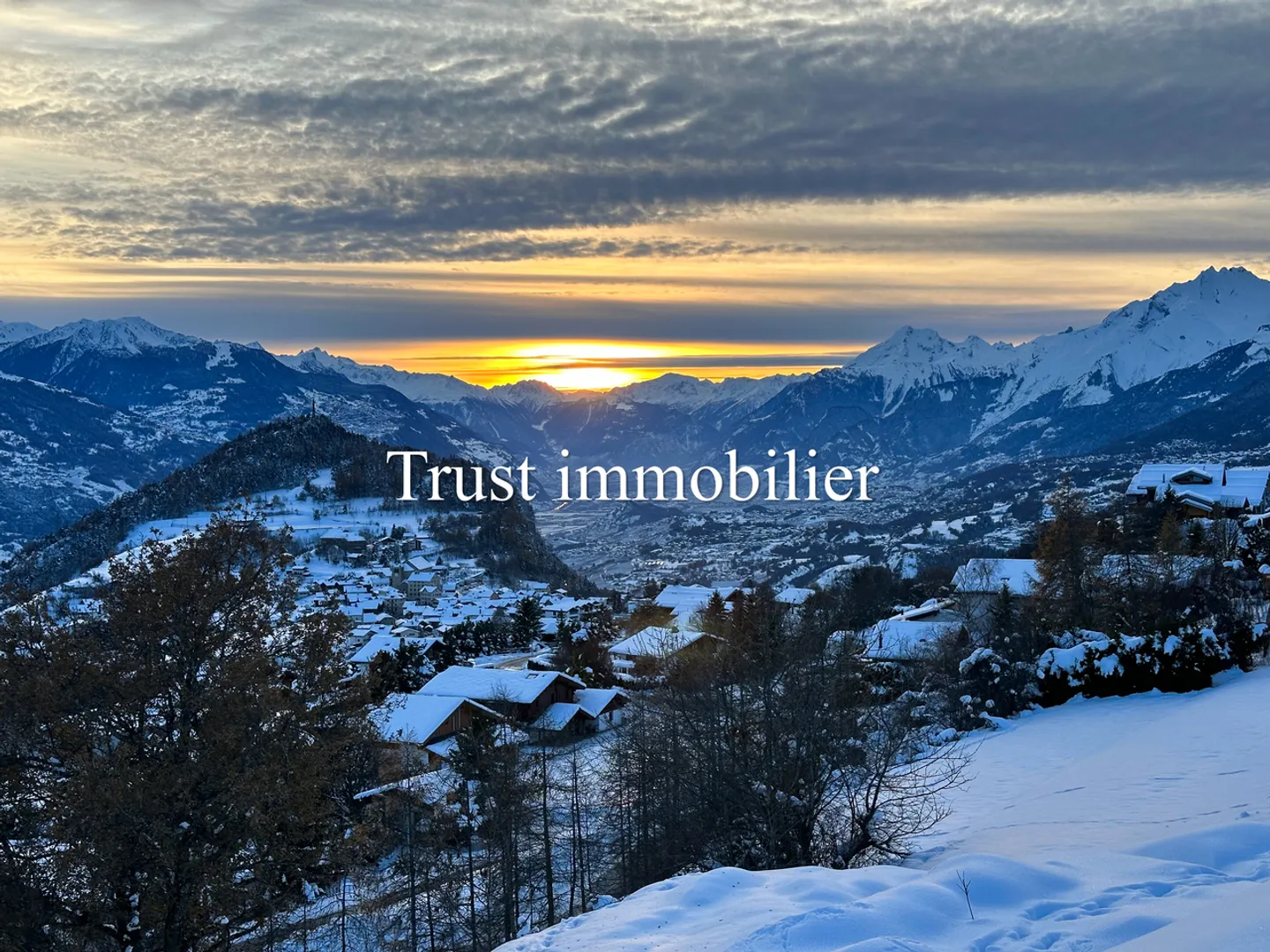 6000.Panoramablick / Chalet-Projekt zum Verkauf in Sergnou / Crans-Montana - Foto 1 von 5