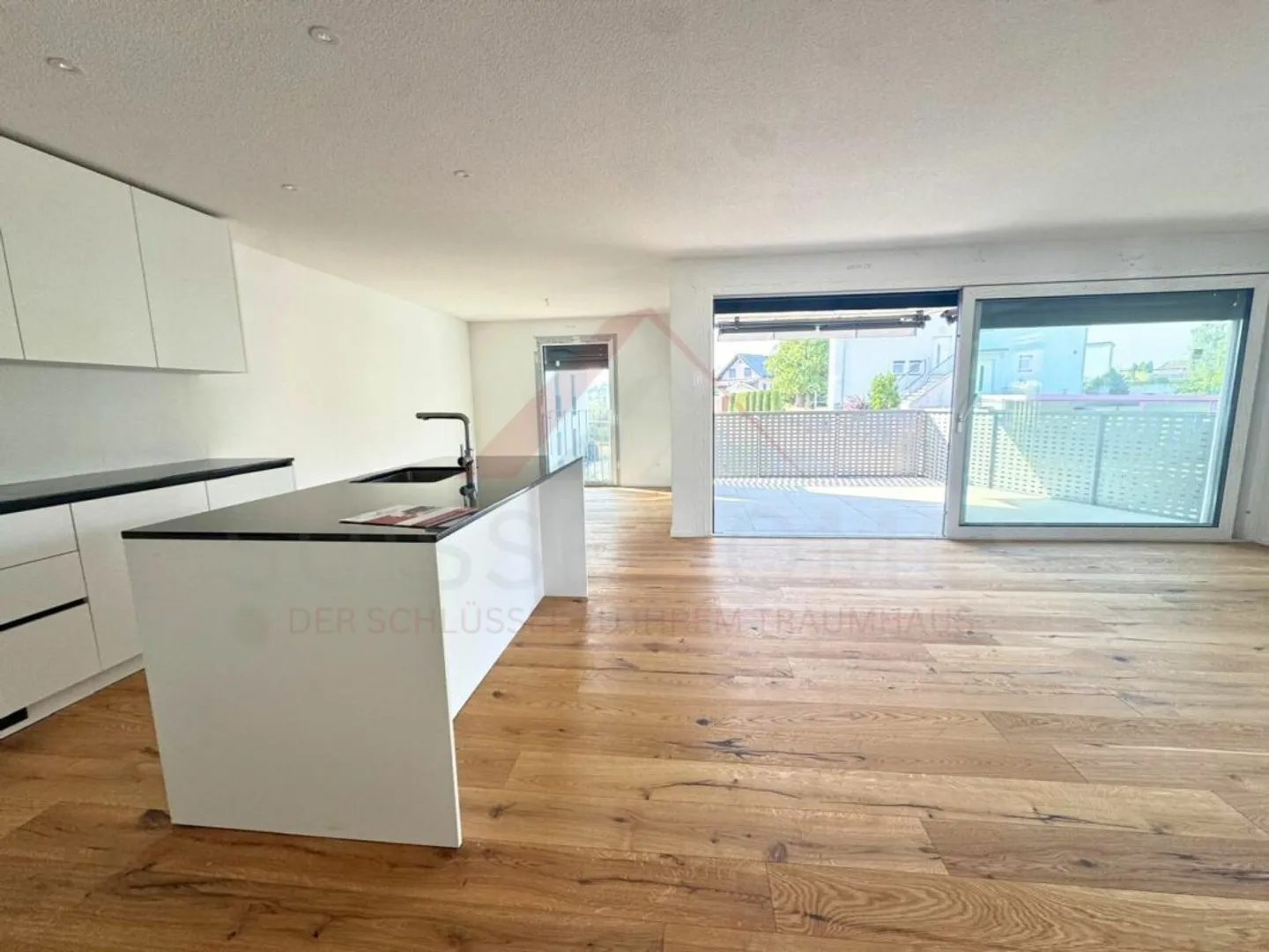 Living with Style - Modern 4.5-Room Apartment in Düdingen with Generous Space Feel - Photo 4 of 13