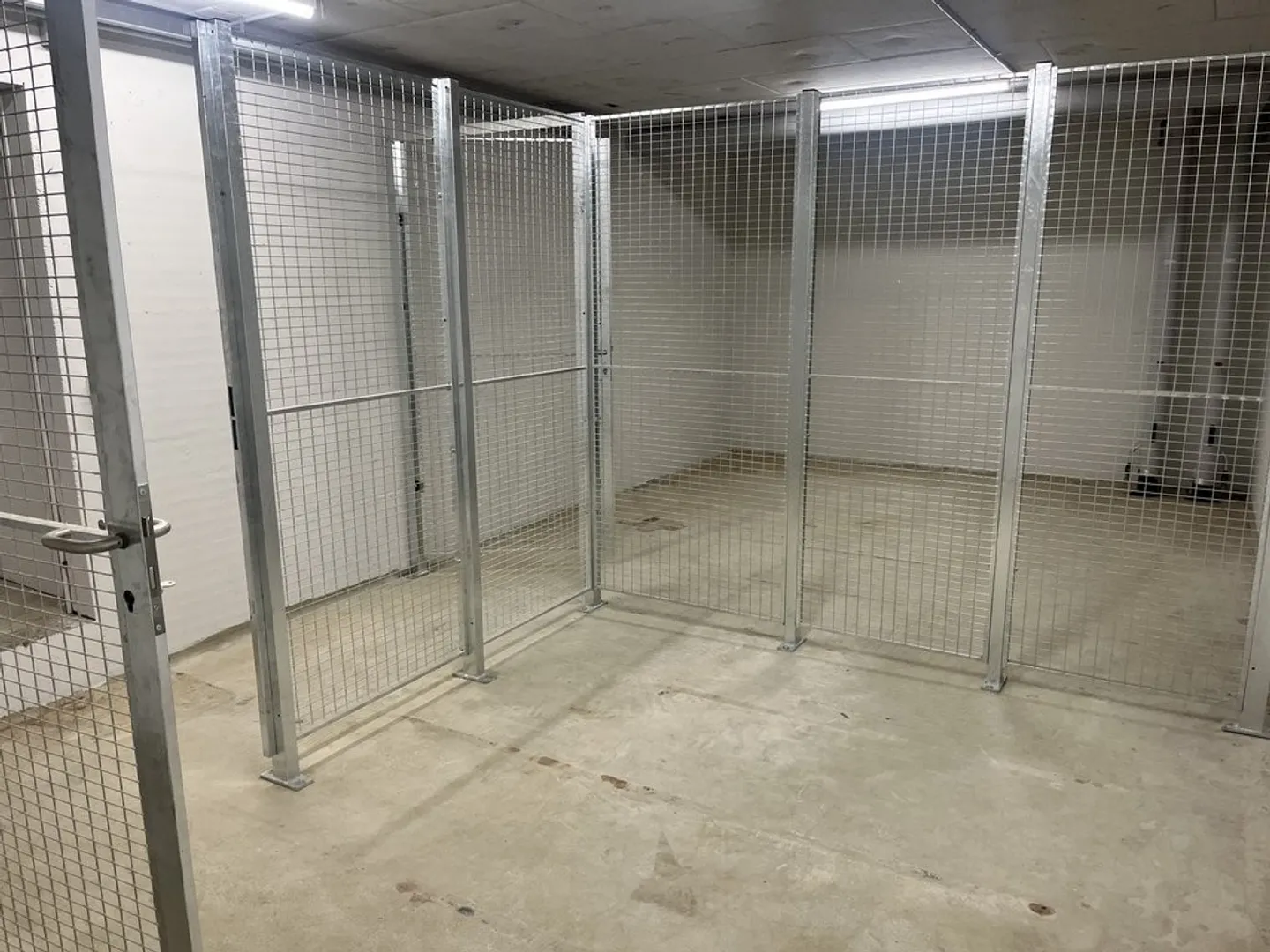 Storage Unit for Rent in Zug - Photo 2 of 4