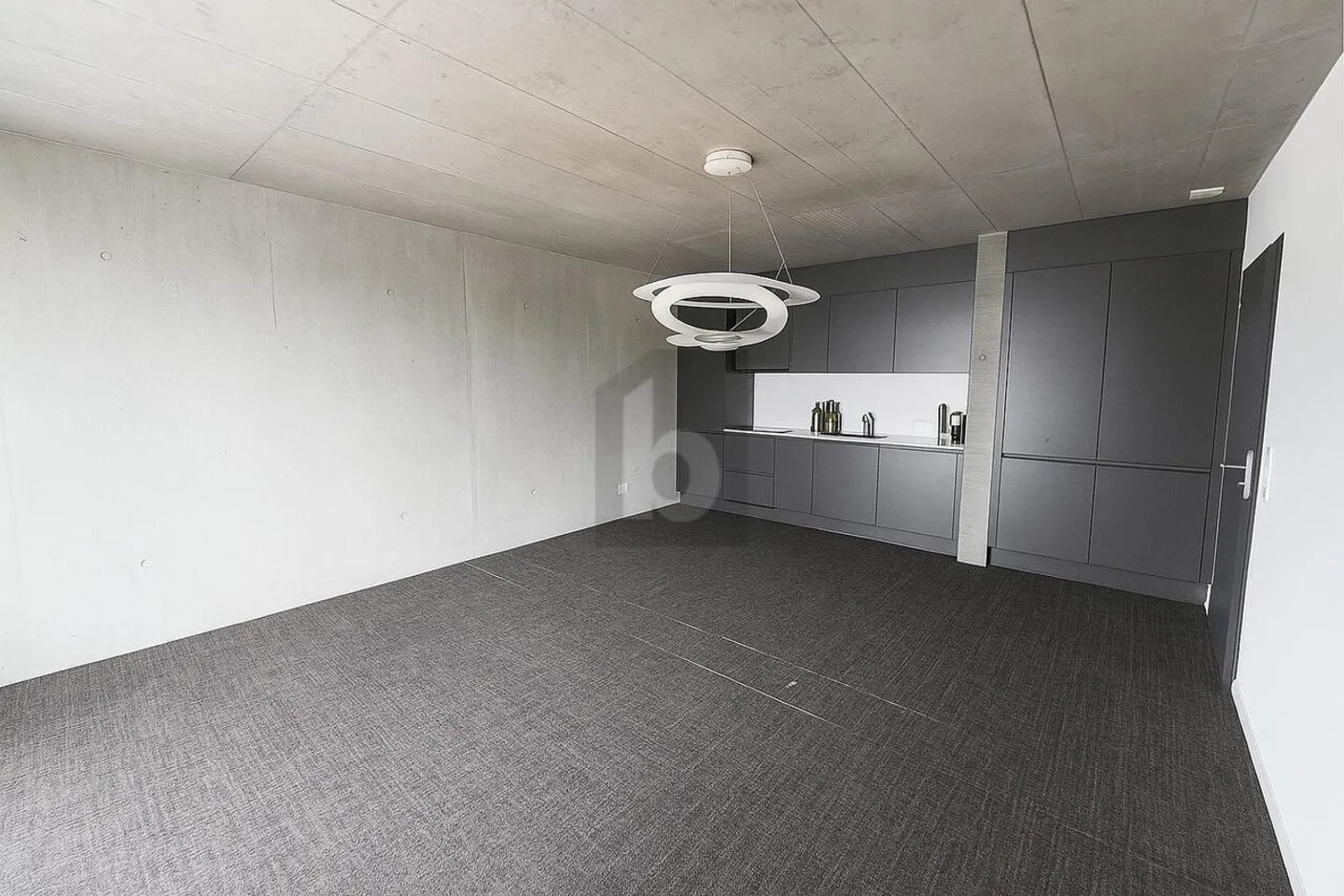 Espace de Bureau Moderne à Sâles - Photo 4 sur 6