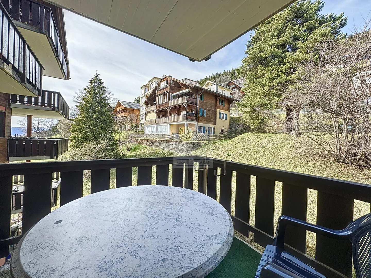 Ampio appartamento di 2,5 locali (57 m²) per godere della montagna d'estate e d'inverno - Foto 2 di 9