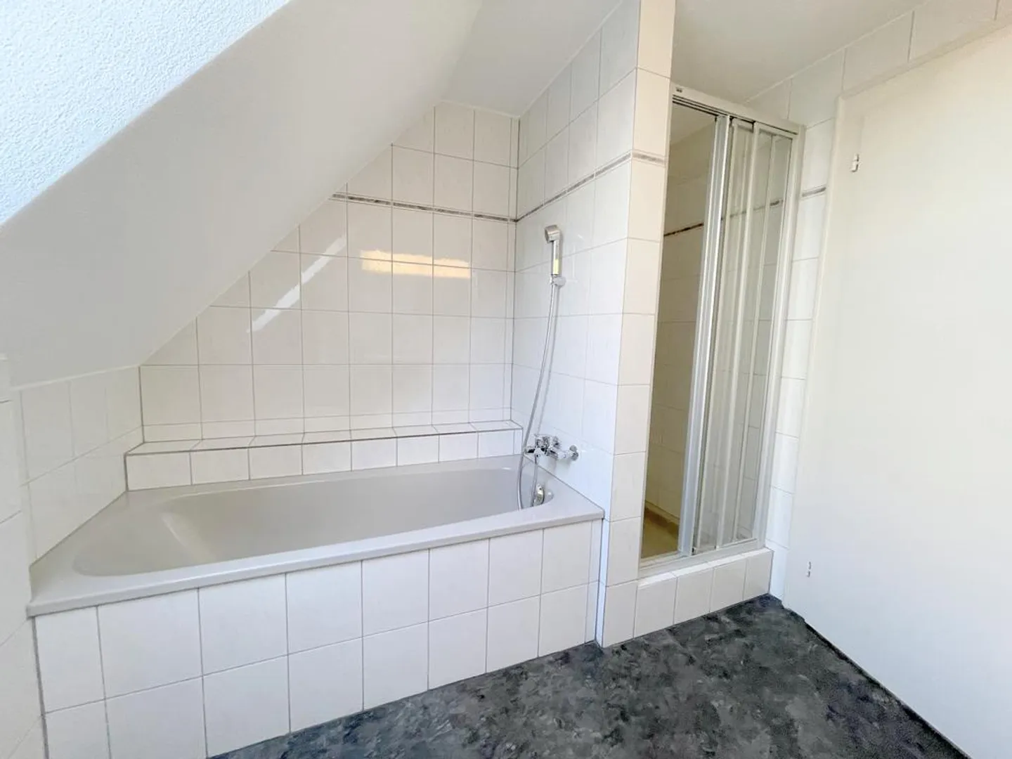 Grosszügige 3.5-Zimmerwohnung in Amriswil - Photo 7 of 11