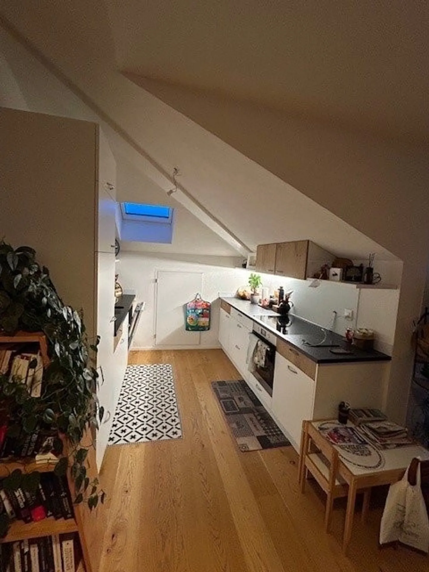 Sehr helles 2,5-Zimmer-Apartment in Rossens - Foto 1 von 8