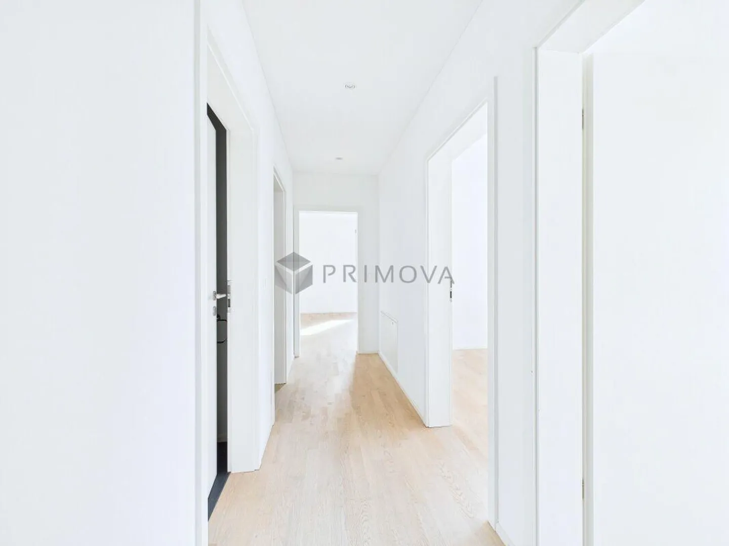 Geräumige Wohnung mit Terrasse - Foto 8 von 13