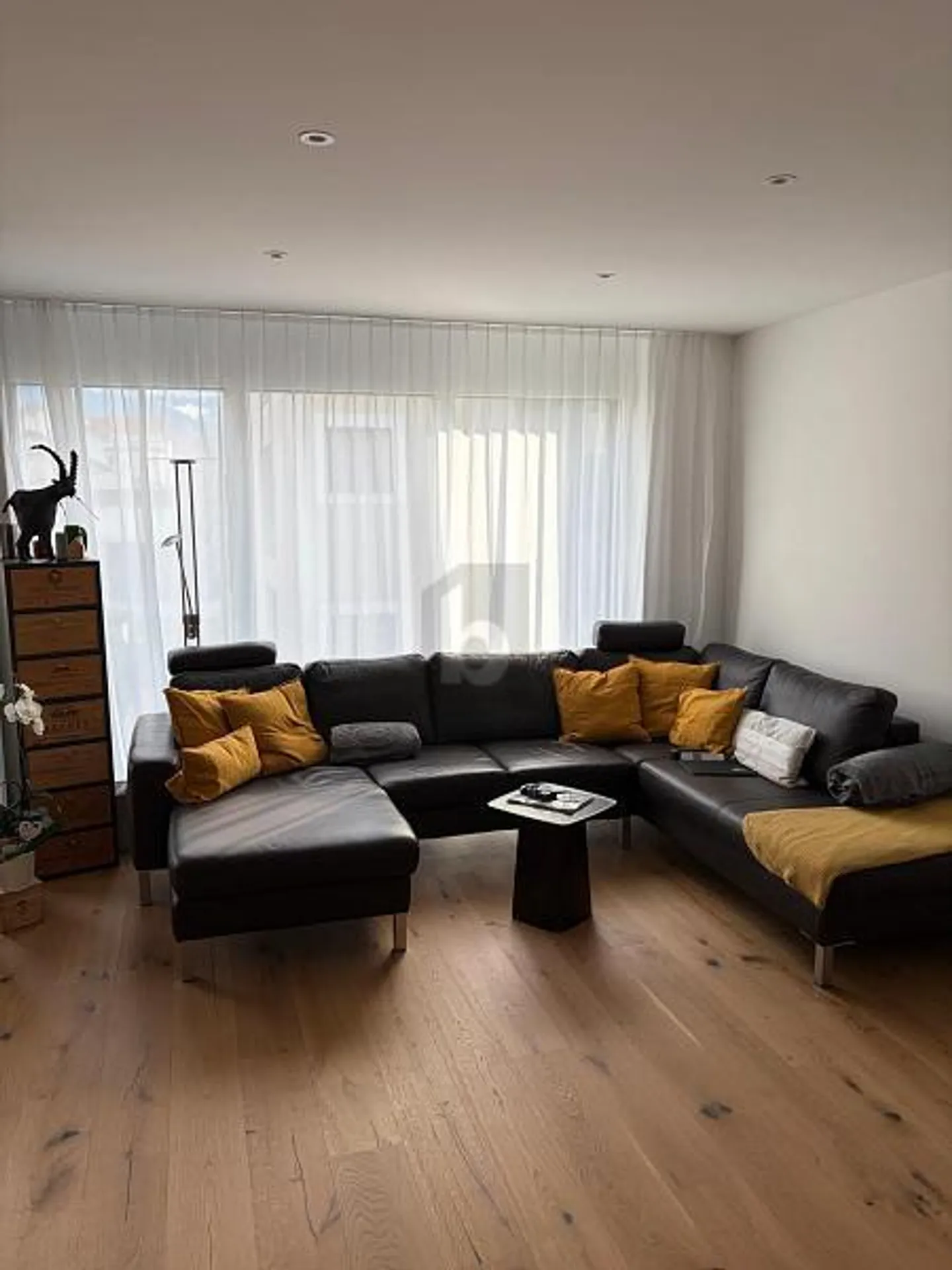 MODERN, HOCHWERTIG UND ZUM WOHLFÜHLEN - Foto 1 di 5