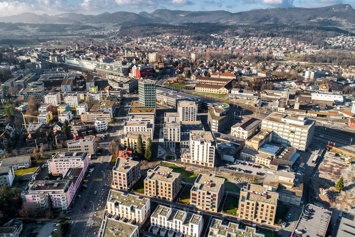 Aeschbachquartier - Spazio commerciale sviluppato e visibile - Foto 3 di 9