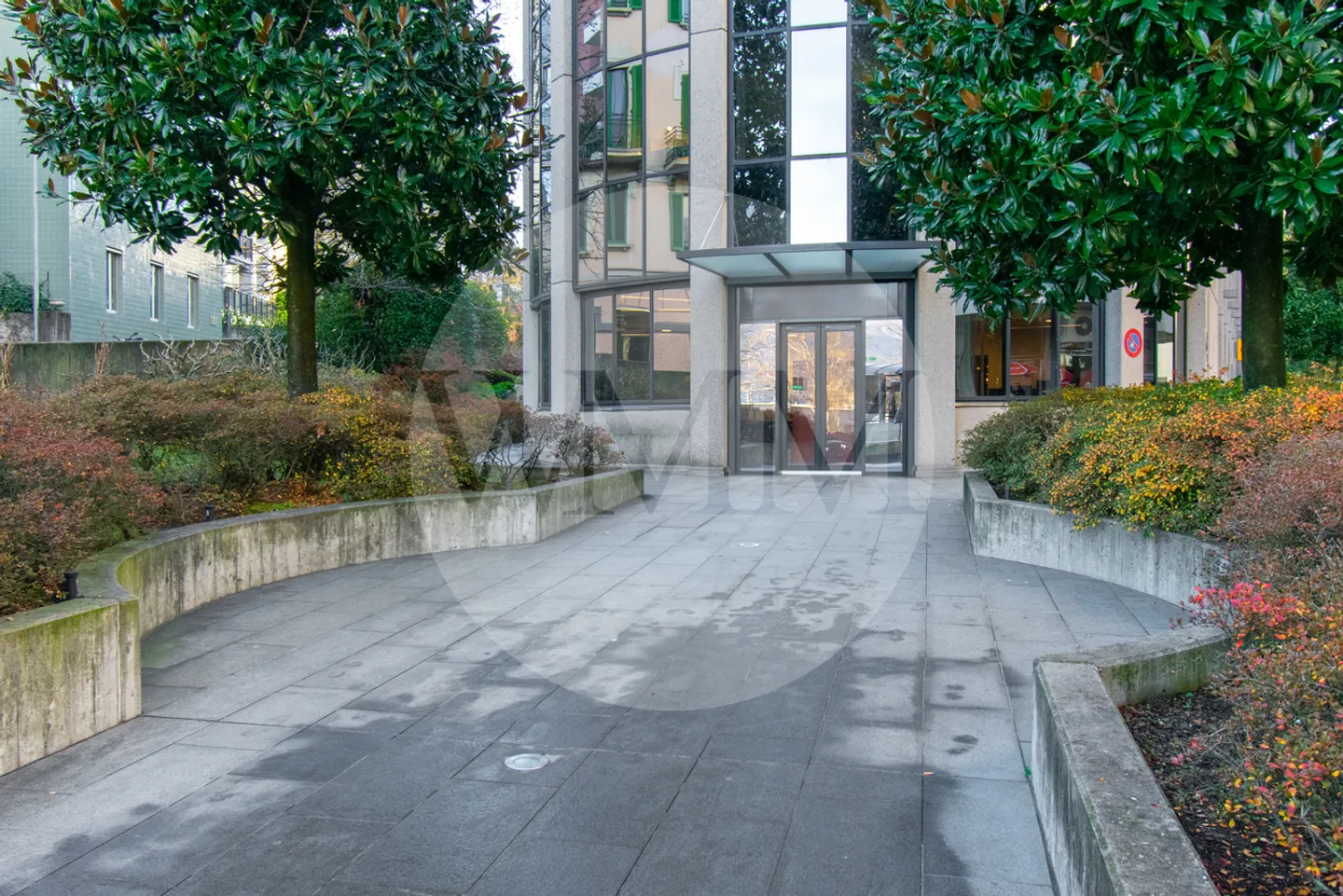 Modern office in a strategic location in Lugano - Photo 9 of 9