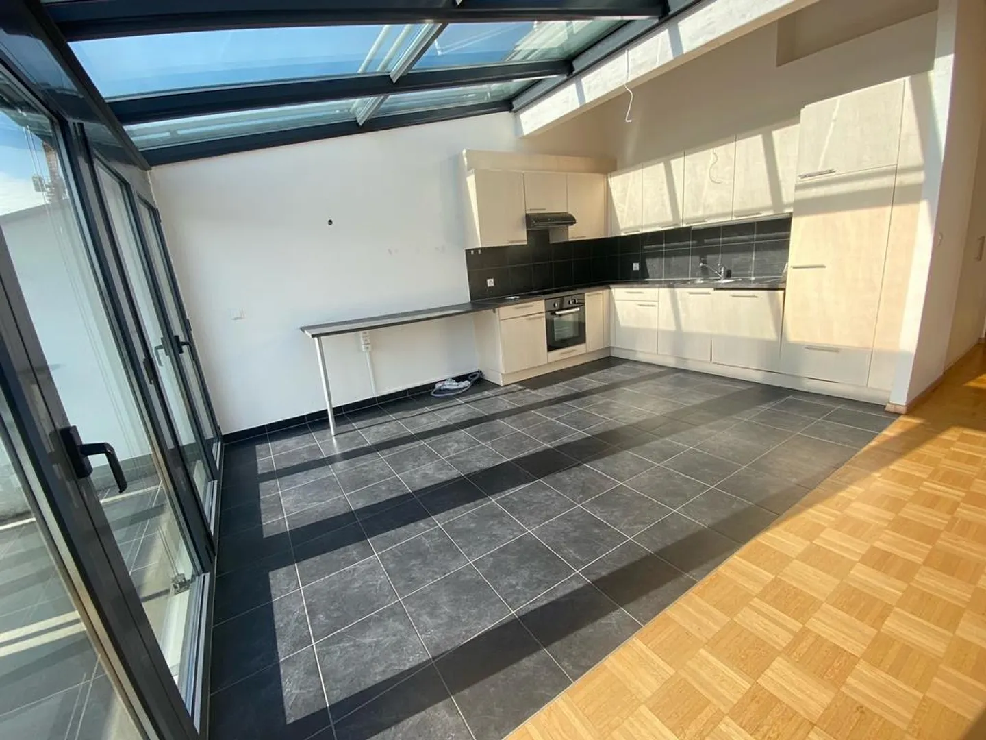 Bellissimo appartamento luminoso - Foto 1 di 11