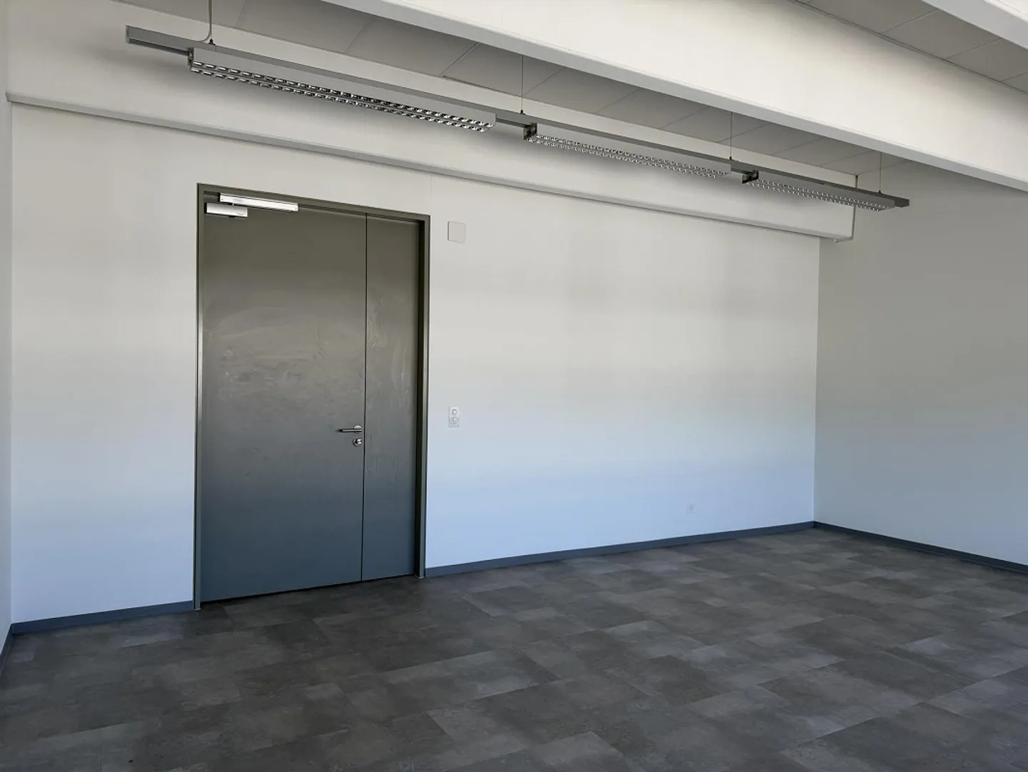 Ufficio 36m2 DLZ 3 - TOP attrezzato - Foto 3 di 7
