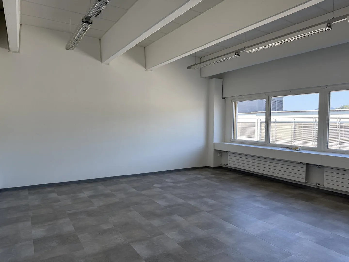 Ufficio 36m2 DLZ 3 - TOP attrezzato - Foto 6 di 7