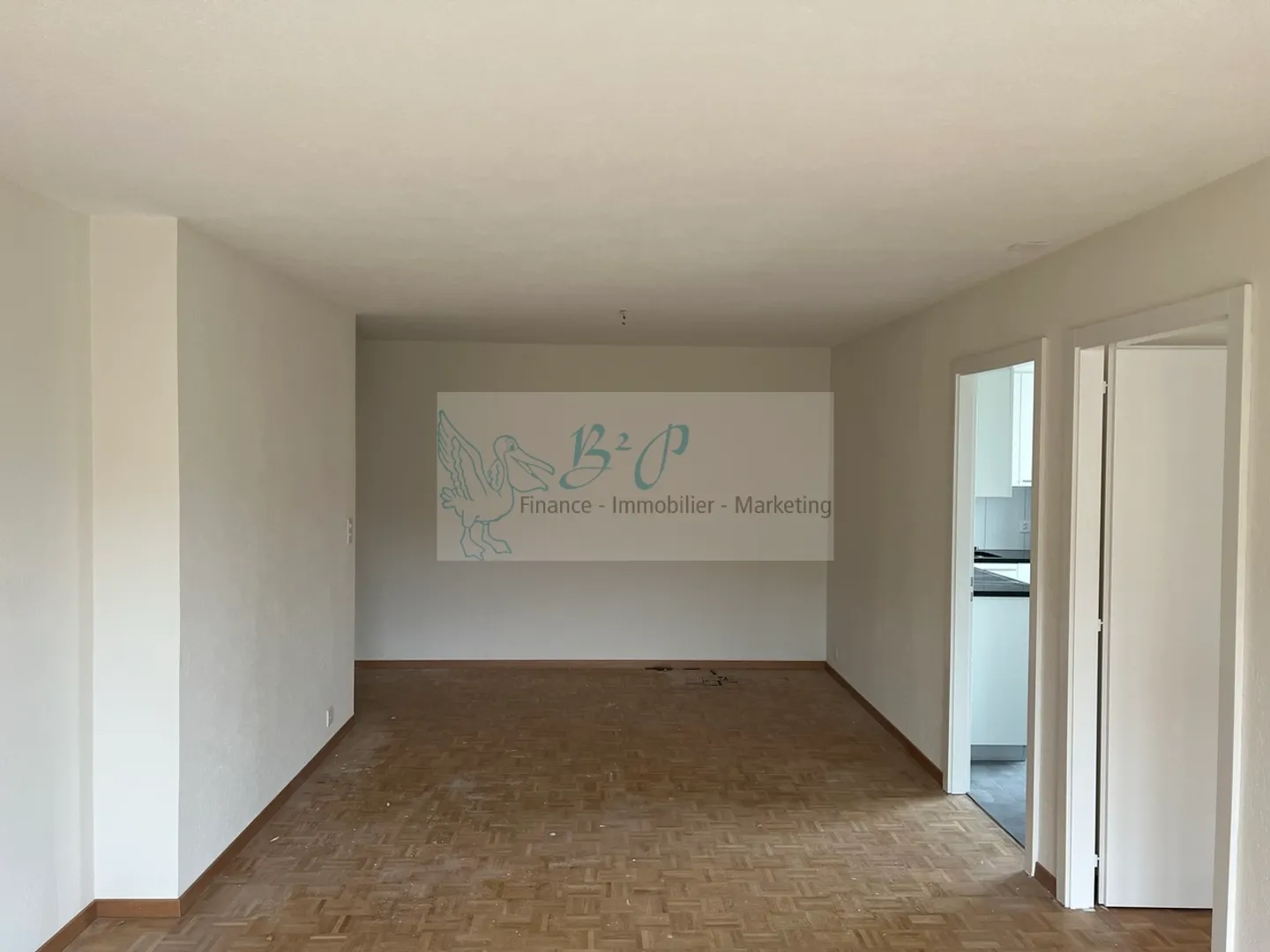 Appartamento di 3,5 stanze con grande balcone - Foto 3 di 10