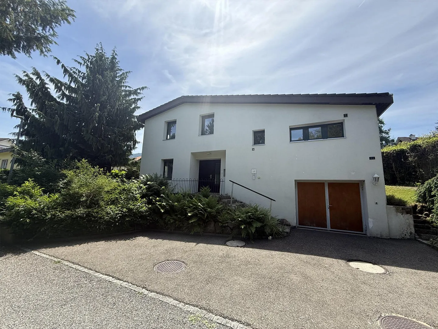 Incantevole casa unifamiliare con ampio spazio esterno in posizione privilegiata - Foto 1 di 15