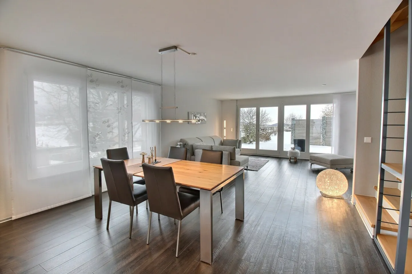 Haus 4.5 Zimmer - Foto 2 von 13