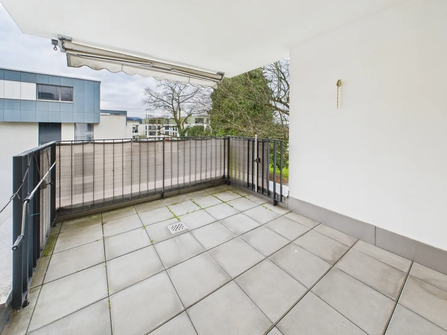 Licht. Raum. Ruhe.  Grosszügige 3.5-Zimmer-Wohnung mit Balkon - Foto 10 von 11