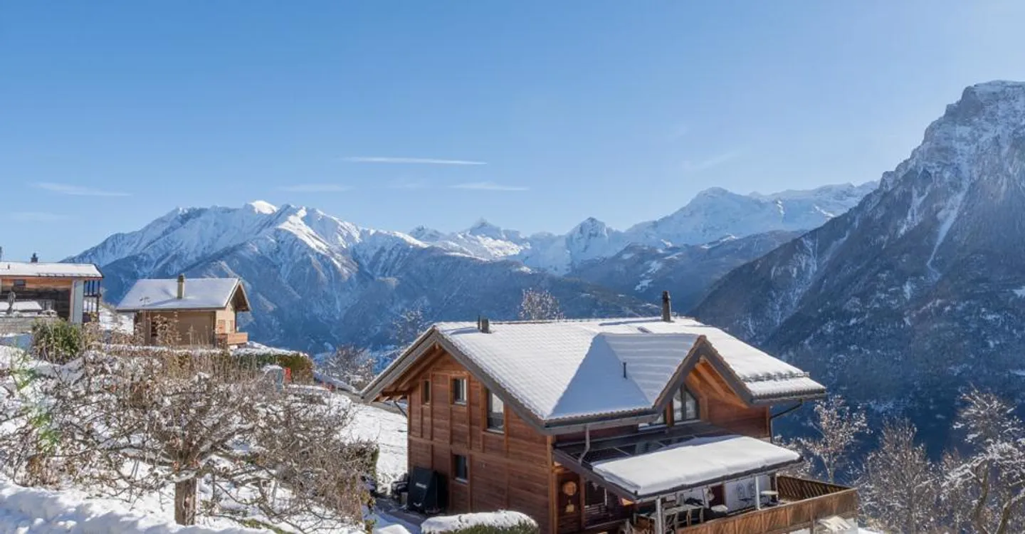 Two-family house and stable with great views and best sunshine in - Photo 7 of 10
