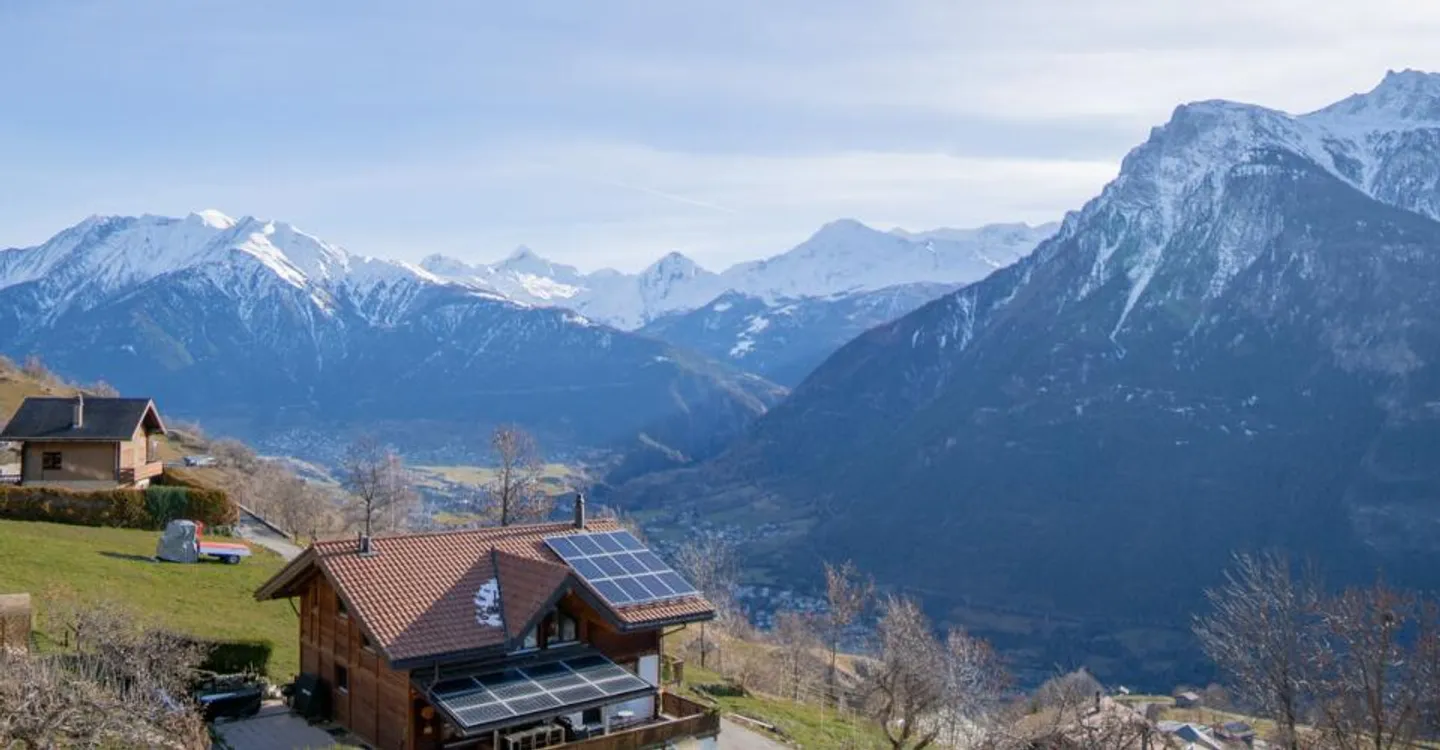 Two-family house and stable with great views and best sunshine in - Photo 8 of 10