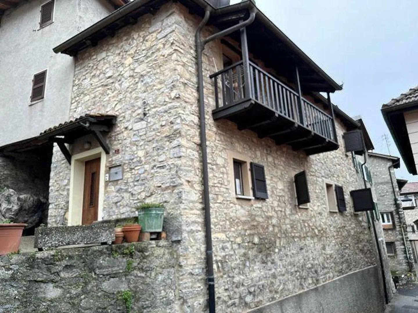 4 1/2-room village house in a very quiet location - Photo 1 of 23